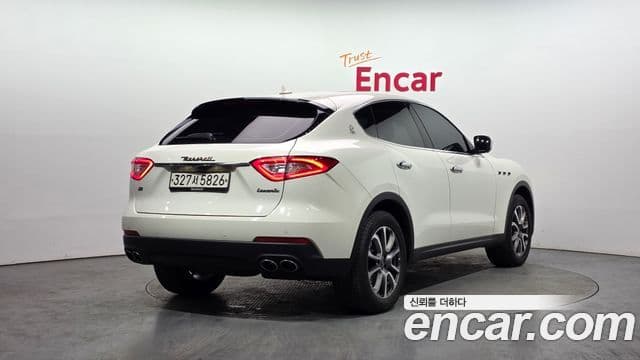 Maserati Levante, 2020 2