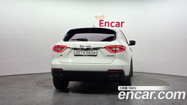 Maserati Levante, 2020 4