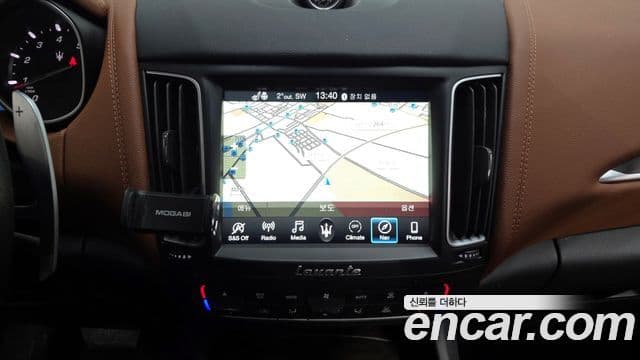 Maserati Levante, 2020 14