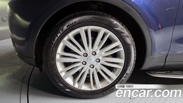 Land Rover Discovery 5 Luxury, 2018 все фото