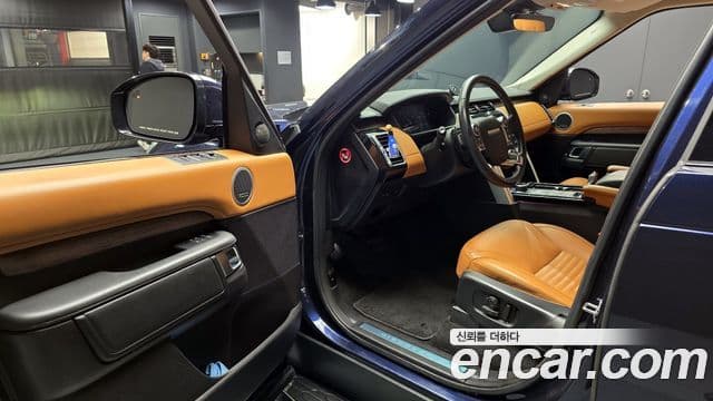 Land Rover Discovery 5 Luxury, 2018 10