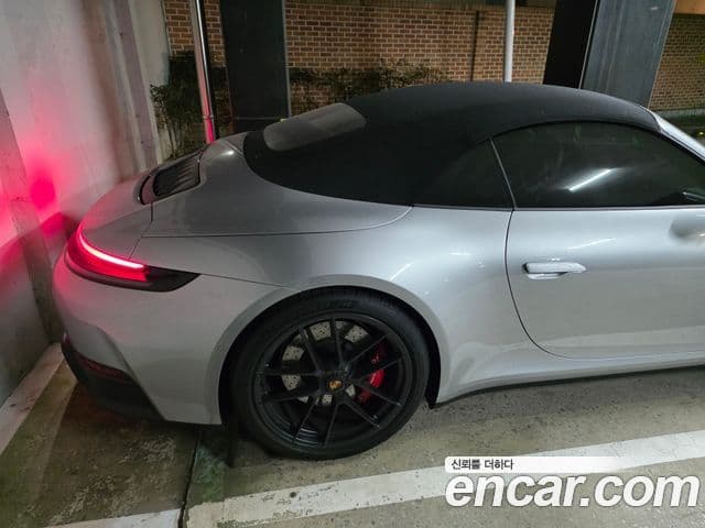 Porsche 911 (992) Carrera 4 GTS кабриолет, 2025 все фото
