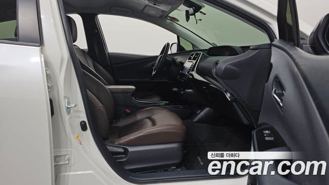 Toyota 프리우스 4세대, 2019 10