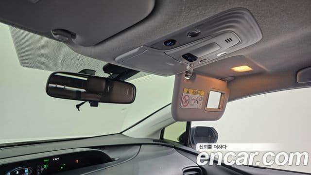 Toyota 프리우스 4세대, 2019 17