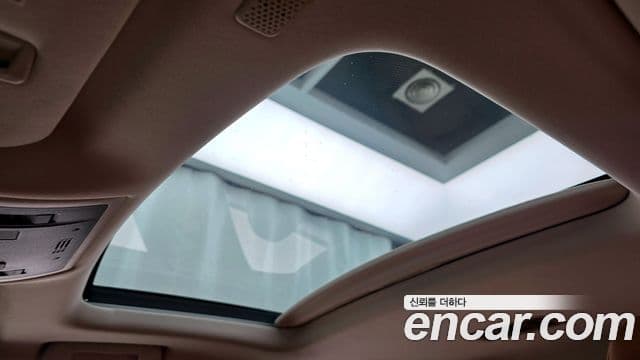 Lexus UX250h, 2019 19