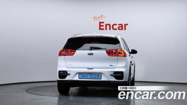 Kia Niro EV Prestige, 2020 4