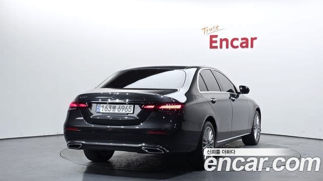 Mercedes-Benz E-класс W213 Exclusive, 2022 2