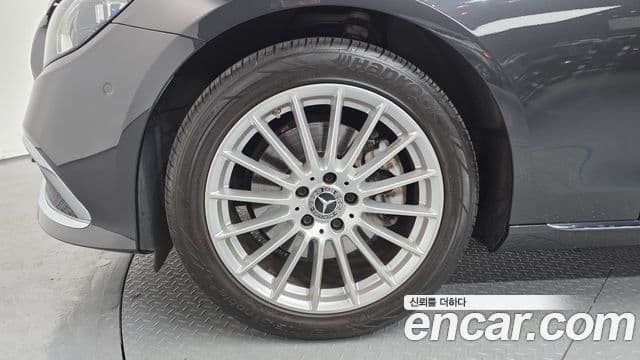 Mercedes-Benz E-класс W213 Exclusive, 2022 все фото