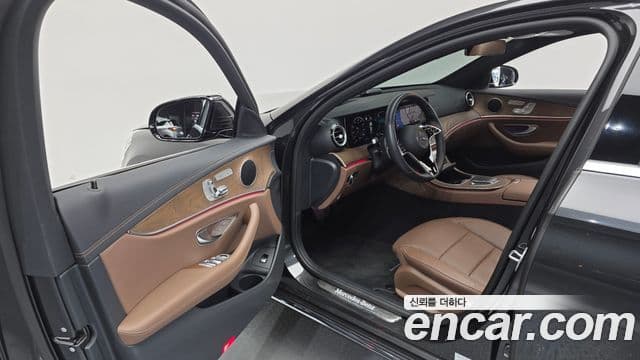 Mercedes-Benz E-класс W213 Exclusive, 2022 11