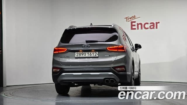 Hyundai Santa Fe TM Prestige, 2019 4