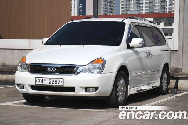 Kia Carnival R топовая версия, 2013 2