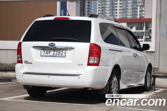 Kia Carnival R топовая версия, 2013 все фото