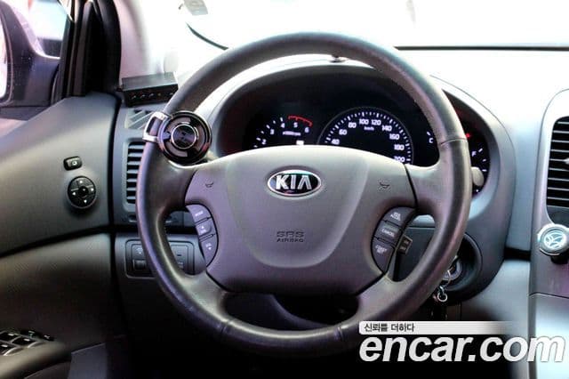 Kia Carnival R топовая версия, 2013 12