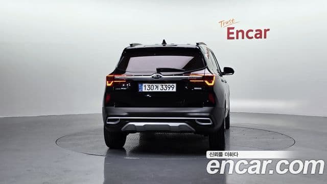 Kia Seltos Signature, 2022 4