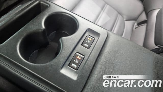 Renault Korea(Samsung) SM6 2.0 LPe RE (для людей с инвалидностью), 2019 17