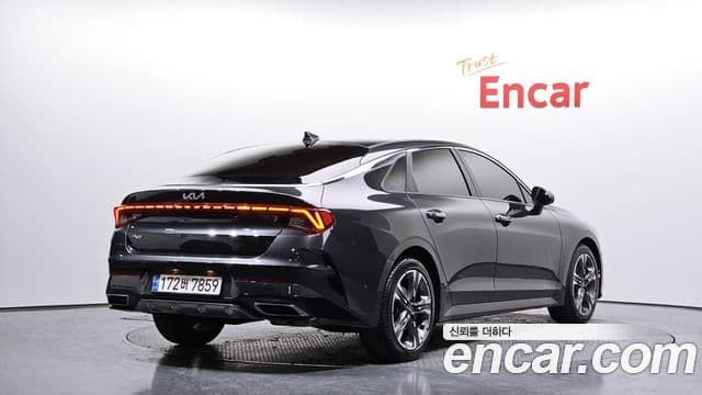 Kia K5 3세대 Signature, 2022 2