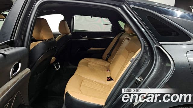 Kia K5 3세대 Signature, 2022 12