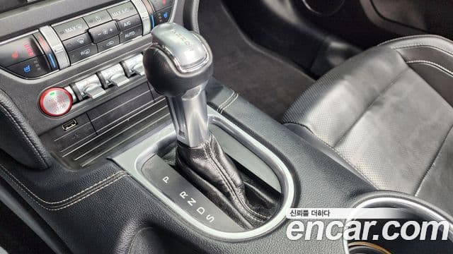 Ford Mustang кабриолет, 2019 9