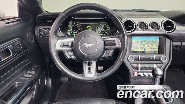 Ford Mustang кабриолет, 2019 13