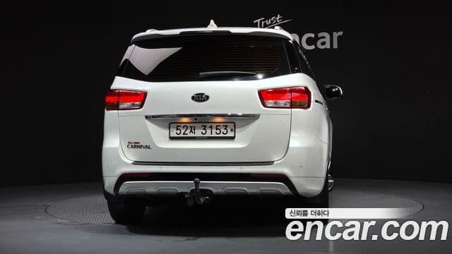 Kia All New Carnival Prestige, 2018 4