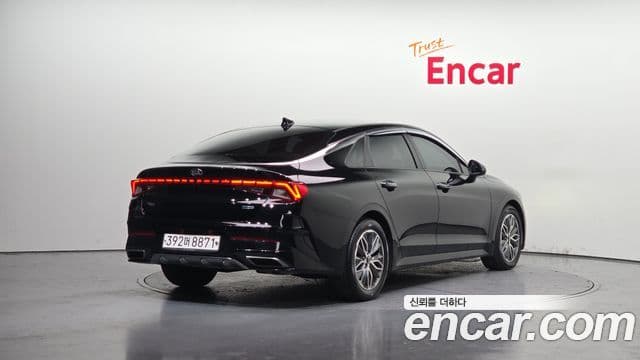 Kia K5 гибрид 3세대 Signature, 2020 2