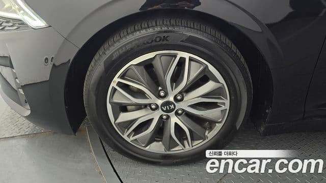 Kia K5 гибрид 3세대 Signature, 2020 все фото