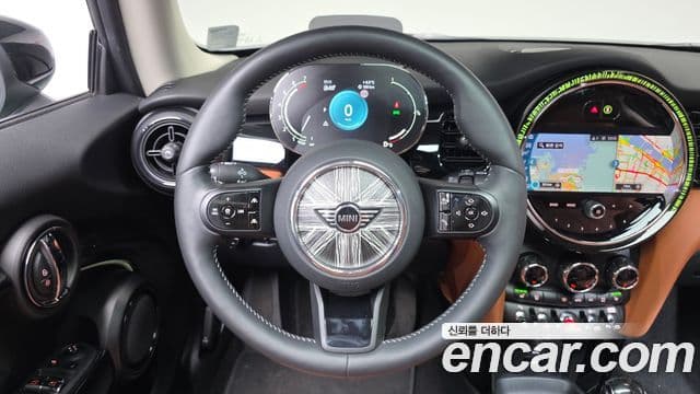 Mini Cooper S 3세대, 2024 13