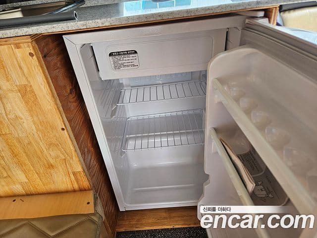 Hyundai Grand Starex кемпер, 2011 11