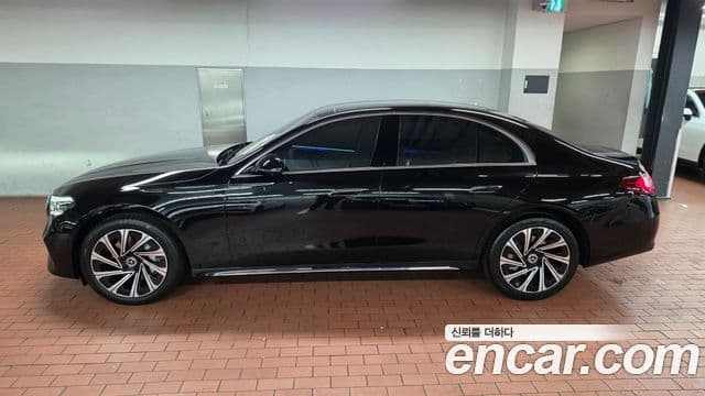 Mercedes-Benz E-класс W214 Exclusive, 2026 3