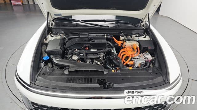 Hyundai Grandeur гибрид (GN7) Exclusive, 2025 6