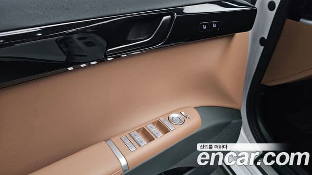 Hyundai Grandeur гибрид (GN7) Exclusive, 2025 18