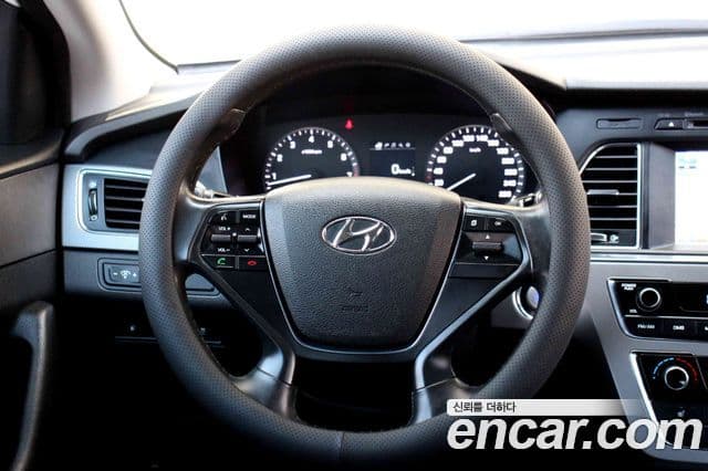Hyundai LF Sonata Premium, 2015 12