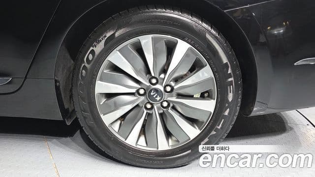 Kia K7 гибрид Prestige, 2015 все фото