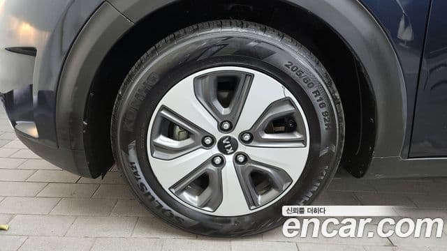 Kia Niro Prestige, 2017 все фото