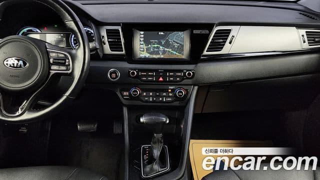 Kia Niro Prestige, 2017 14