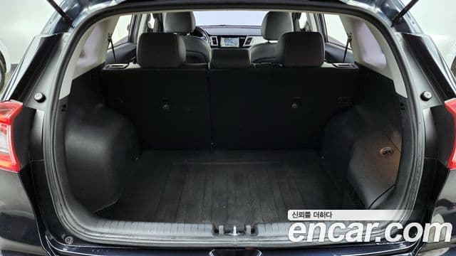 Kia Niro Prestige, 2017 20