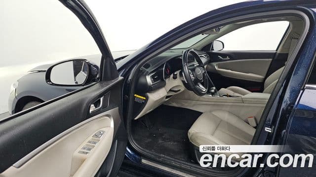 Genesis G70 Advanced, 2018 10