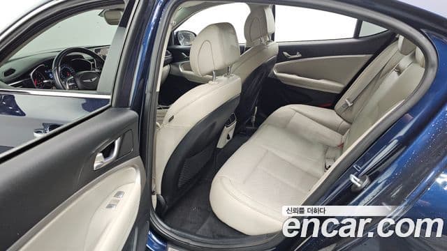 Genesis G70 Advanced, 2018 12