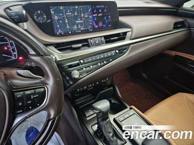 Lexus ES300h 7세대 Luxury Plus, 2021 15