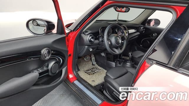 Mini Cooper 3세대, 2022 10