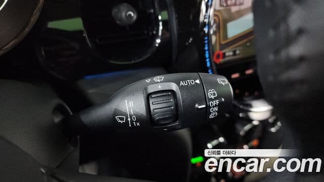 Mini Cooper 3세대, 2022 15