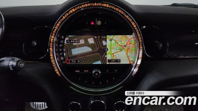 Mini Cooper 3세대, 2022 16