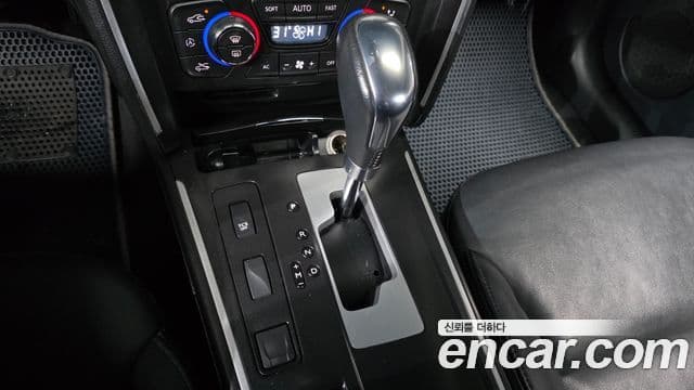 Renault Korea(Samsung) SM7 Nova LPLI 2.0 LPe для людей с инвалидностью, 2016 9