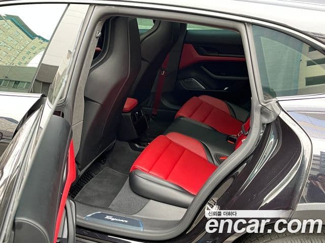 Porsche 타이칸 турбо Cross Turismo, 2025 16