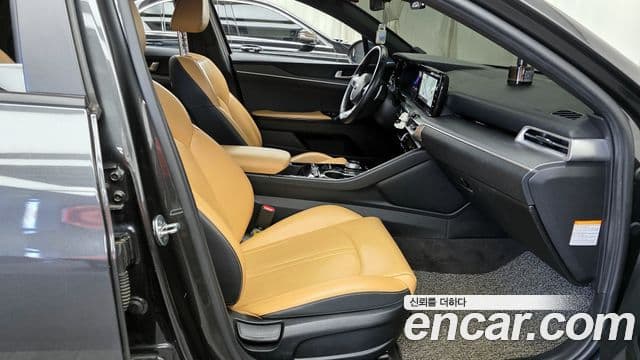 Kia K5 гибрид 3세대 Prestige, 2021 11