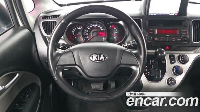 Kia Ray Deluxe, 2016 13