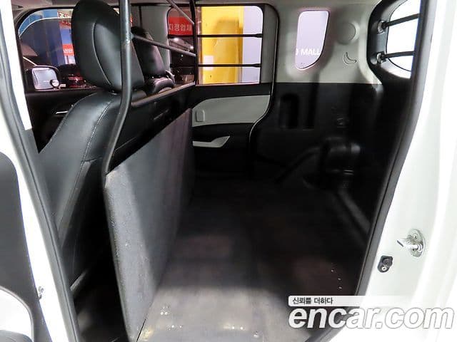 Kia Ray фургон /, 2016 7