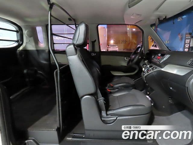 Kia Ray фургон /, 2016 9