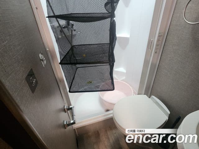 Ford 트랜짓, 2018 17