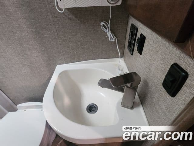 Ford 트랜짓, 2018 18